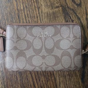 Coach Double Zip Wristlet